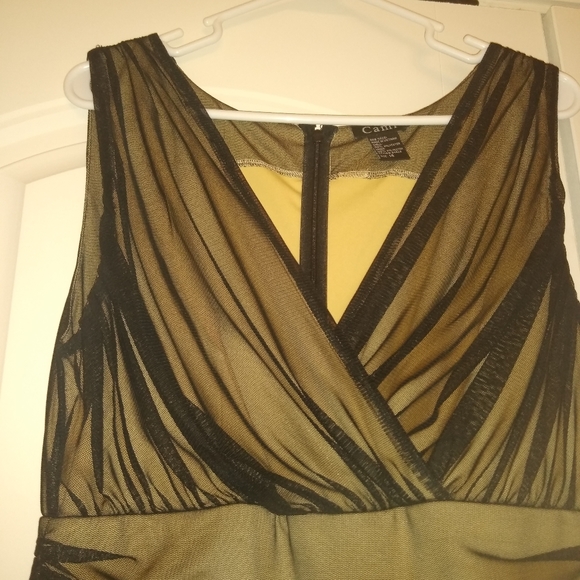 Dress - Picture 3 of 3